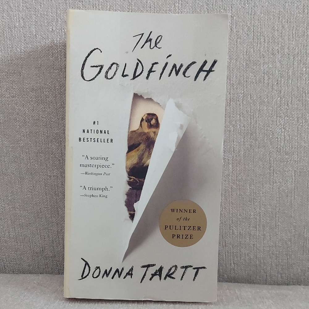 The Goldfinch by Donna Tartt Paperback